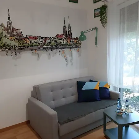 Nad Stara Odra Apartamento *